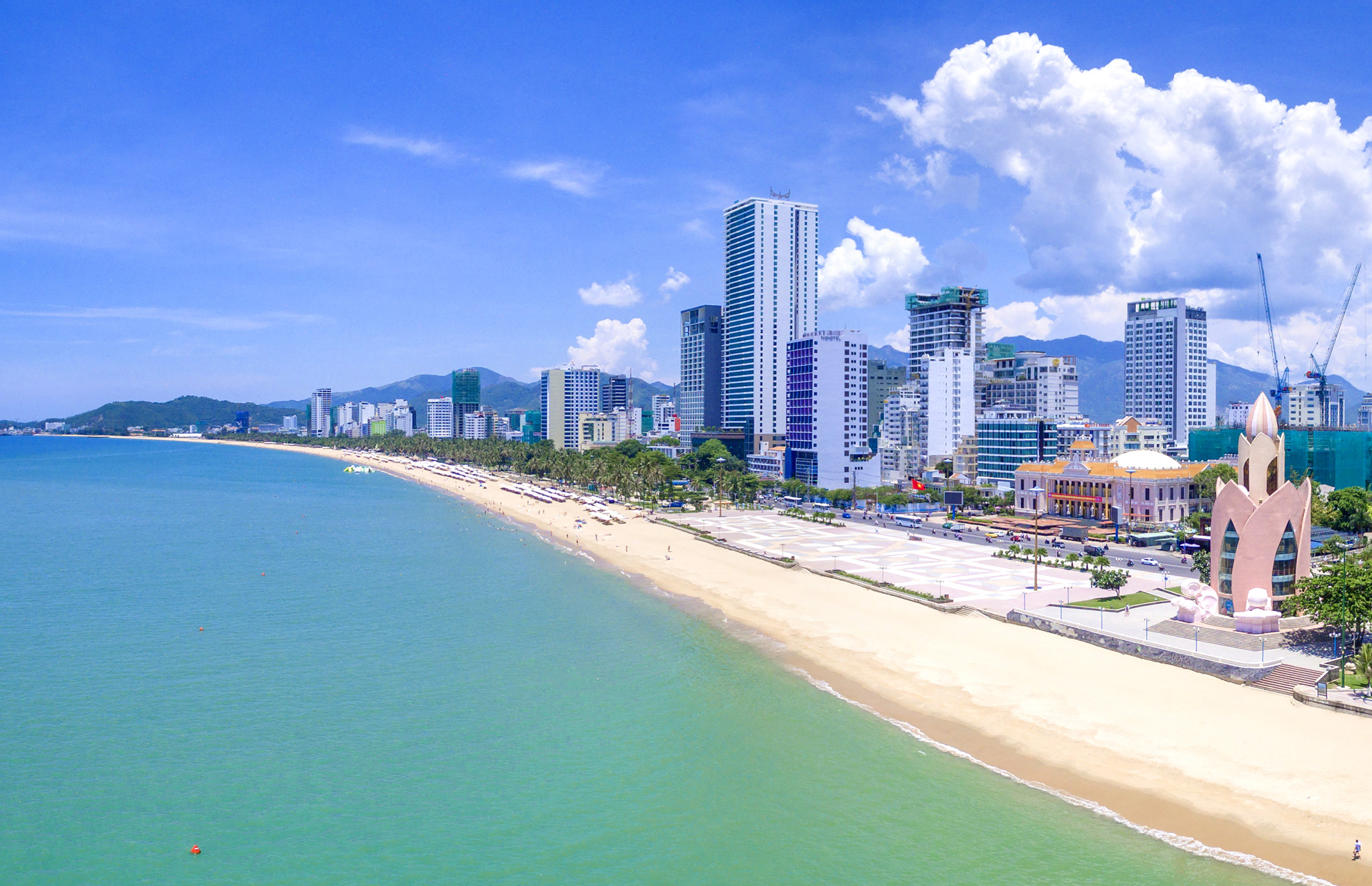 【誠旺旅遊】南越經典玩法全攻略!胡志明市、美奈、大勒、芽莊,親子旅遊,員工旅遊,小團客製規劃