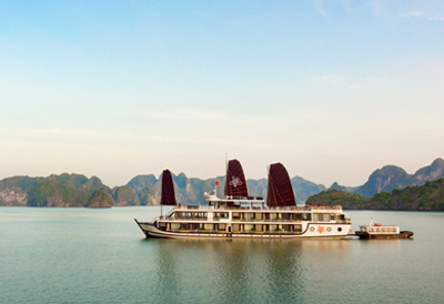 越南河內當吃貨 頂級遊船玩秘境中的秘境─蘭夏灣